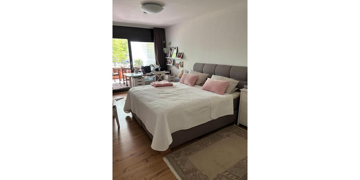 Etagenwohnung Bonn Auerberg - 2 Zimmer, 86 m&sup2;, 329.000&euro; | Angebot:26215415