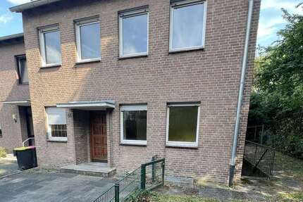 Haus zum Kaufen in Neuss 389.000 € 135.25 m² 4 zimmer