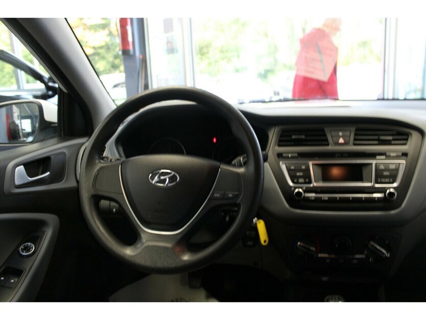 Hyundai i20 1.2 Classic 98.650 km 7.980 € Euskirchen 53881