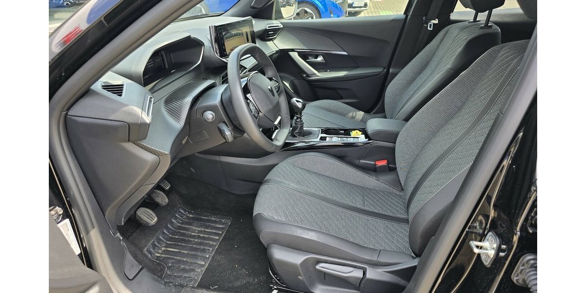 Peugeot 2008 Allure Allwetter|360°|Navi|ACC| 14.126 km 18.775 &euro; Wermelskirchen 42929