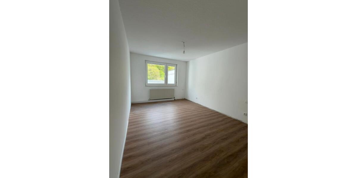 Terrassenwohnung Bergisch Gladbach Paffrath - 3 Zimmer, 124 m&sup2;, 1.450&euro; | Angebot:26315031