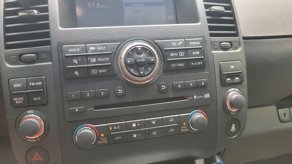 Nissan Pathfinder 231.000 km 11.900 &euro; Alfter 53347