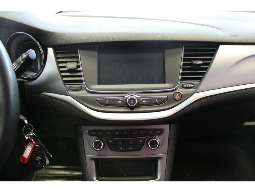 Opel Astra 1.4 Turbo 120 Jahre 72.750 km 12.980 € Euskirchen 53881