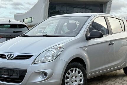 Hyundai i20 74.000 km 4.250 € Erftstadt 50374