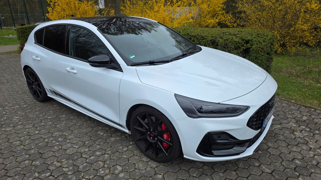 Ford Focus 5.200 km 35.400 &euro; Hürth 50354