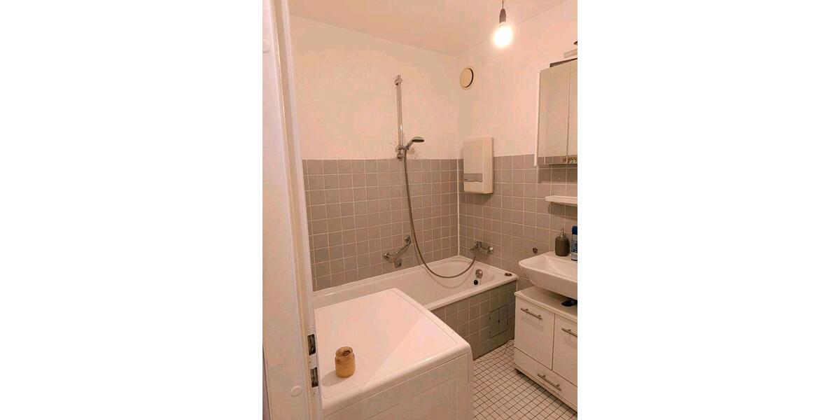 Etagenwohnung Troisdorf - 1 Zimmer, 42 m&sup2;, 120.000&euro; | Angebot:26414881