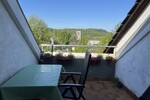 Moderne Dachgeschoßwohnung in ruhiger Lage