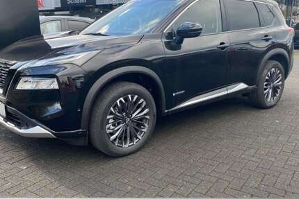 Nissan X-Trail 4.118 km 43.668 &euro; Leverkusen 51373