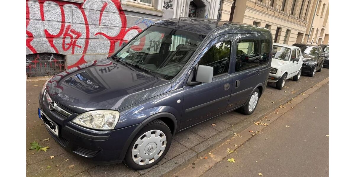 Opel Combo 170.400 km 2.295 &euro; Köln 50674