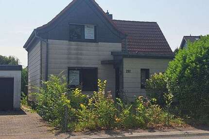 Haus zum Kaufen in Odenthal 345.000 € 140 m² 6.5 zimmer