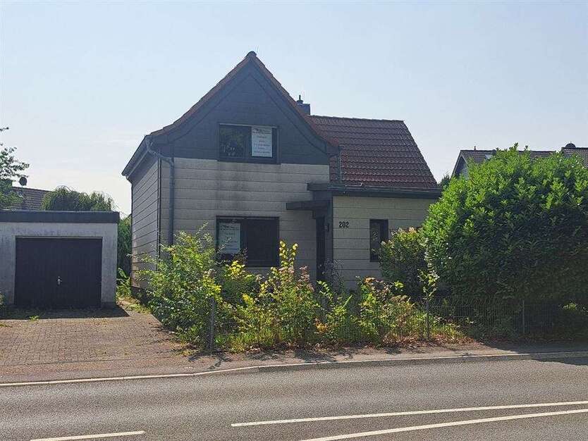 Haus zum Kaufen in Odenthal 345.000 € 140 m² 6.5 zimmer