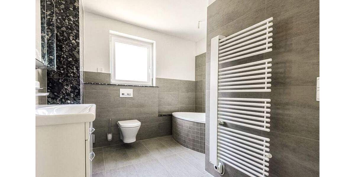 Etagenwohnung Langenfeld Immigrath - 4 Zimmer, 99 m&sup2;, 549.500&euro; | Angebot:24040191