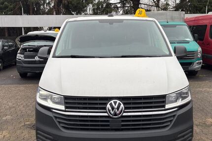 VW T6 Transporter 232.573 km 13.500 &euro; Köln 51103