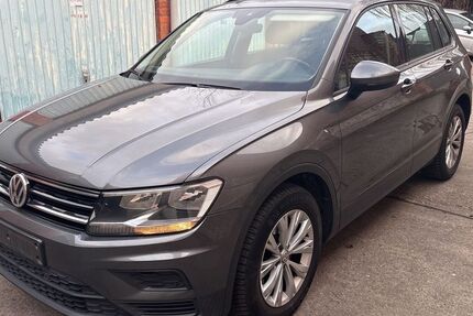 VW Tiguan 259.000 km 11.499 &euro; Troisdorf 53842