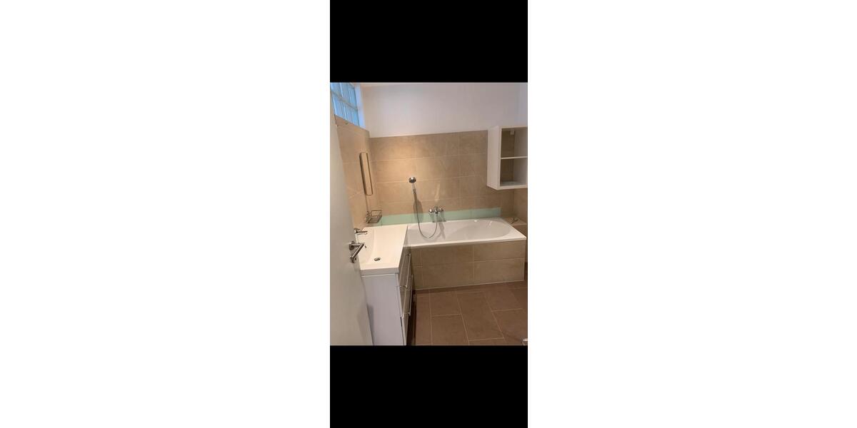 Erdgeschoßwohnung Erftstadt - 3 Zimmer, 93 m&sup2;, 1.300&euro; | Angebot:26224991