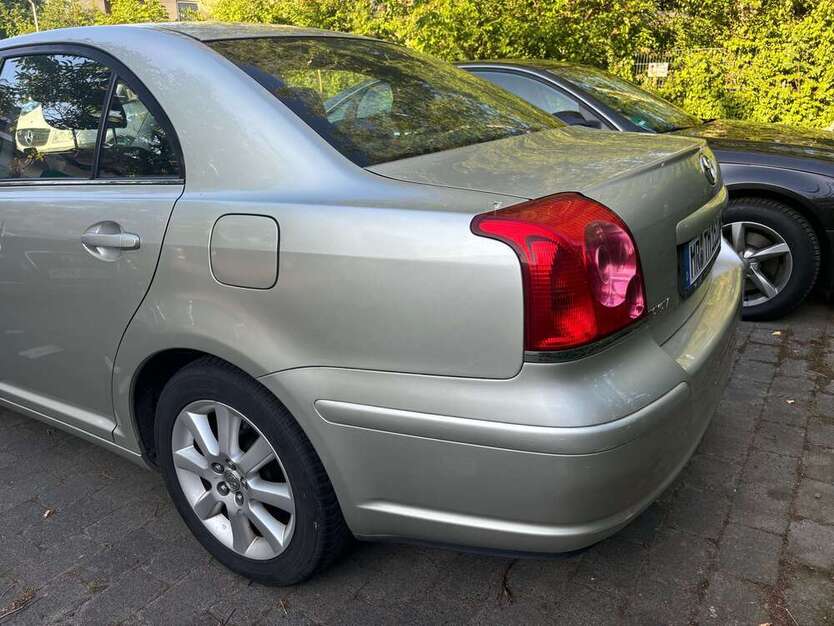 Avensis