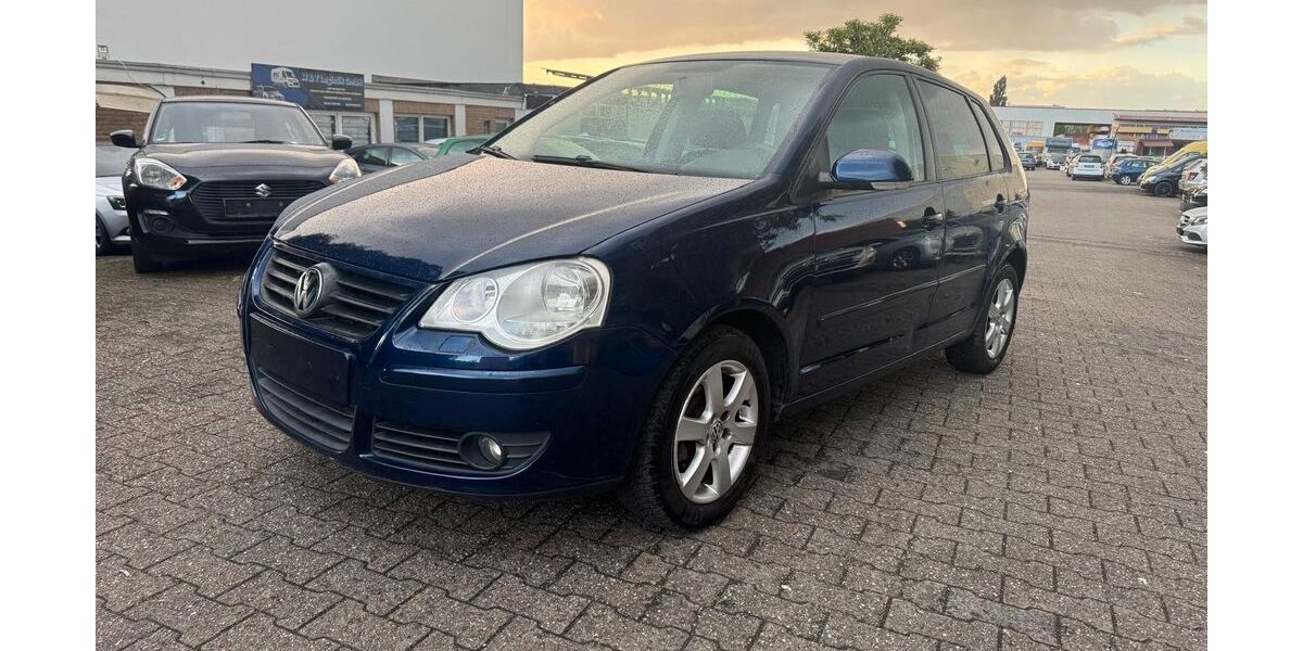 VW Polo 214.000 km 2.999 &euro; Bonn 53227