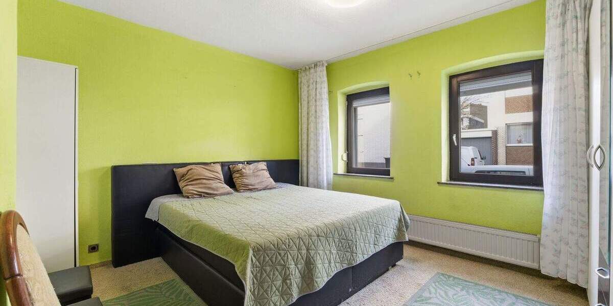 Einfamilienhaus Köln Meschenich - 5 Zimmer, 155 m&sup2;, 395.000&euro; | Angebot:24834182