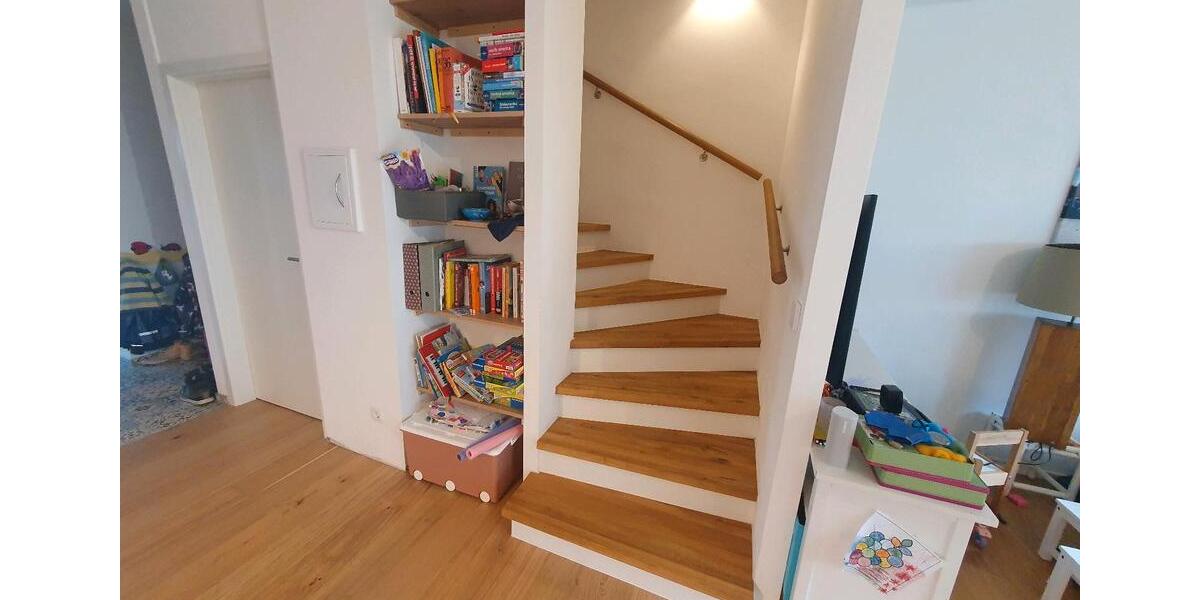 Familienfreundliches möbliertes Haus zur Zwischenmiete in Köln 5 zimmer