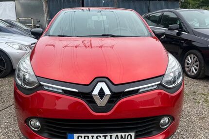 Renault Clio 132.000 km 5.499 &euro; Köln 51107