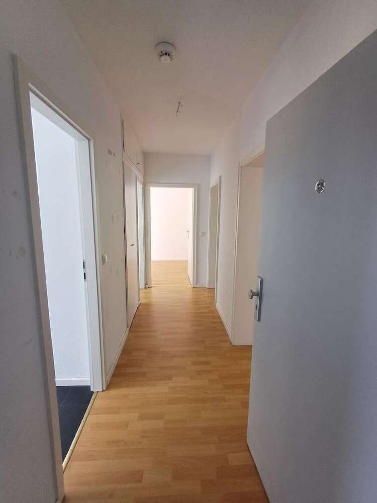 Wohnung zum Mieten in Düsseldorf 602,25 € 61.08 m²