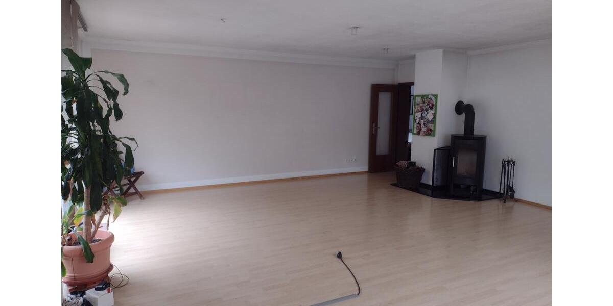 Etagenwohnung Bonn Küdinghoven - 3 Zimmer, 92 m&sup2;, 990&euro; | Angebot:26406718