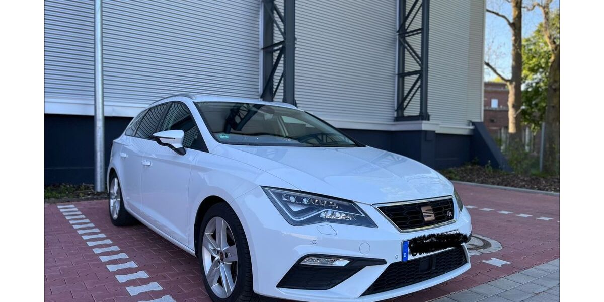 Seat Leon 98.000 km 16.600 &euro; Solingen 42659