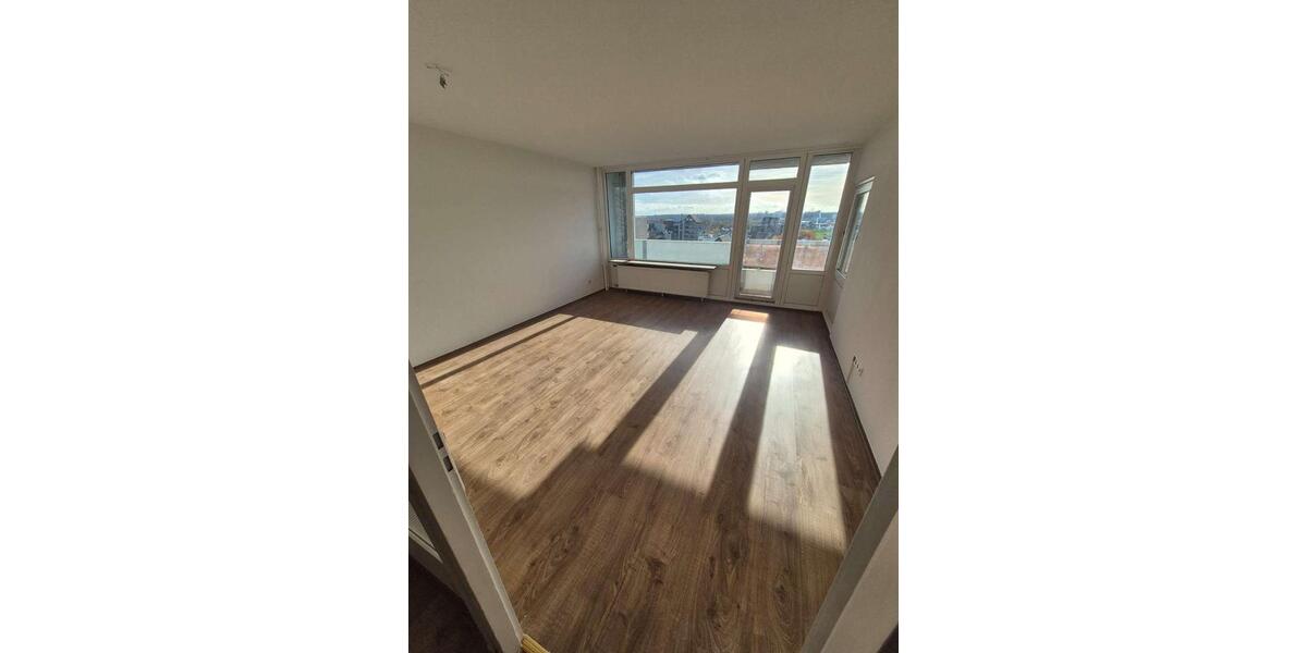 Frisch renovierte 3-Zimmer Wohnung mit Balkon [VAC-19141] 3 zimmer