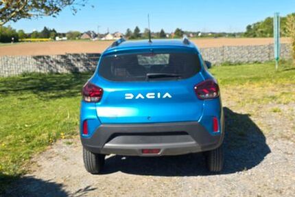 Dacia Spring 22.500 km 9.749 &euro; Dormagen 41539