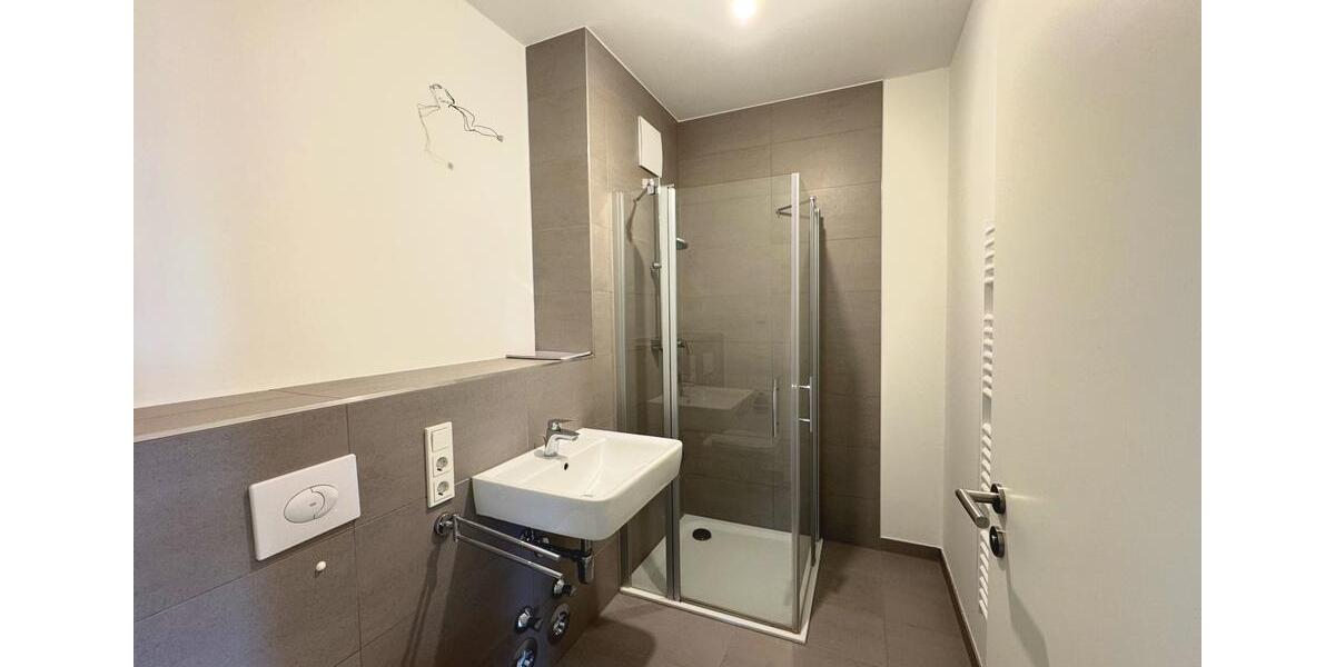 Etagenwohnung Bonn Dransdorf - 4 Zimmer, 105 m&sup2;, 1.425&euro; | Angebot:26442281