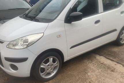 Hyundai i10 32.793 km 4.495 € Köln 51107