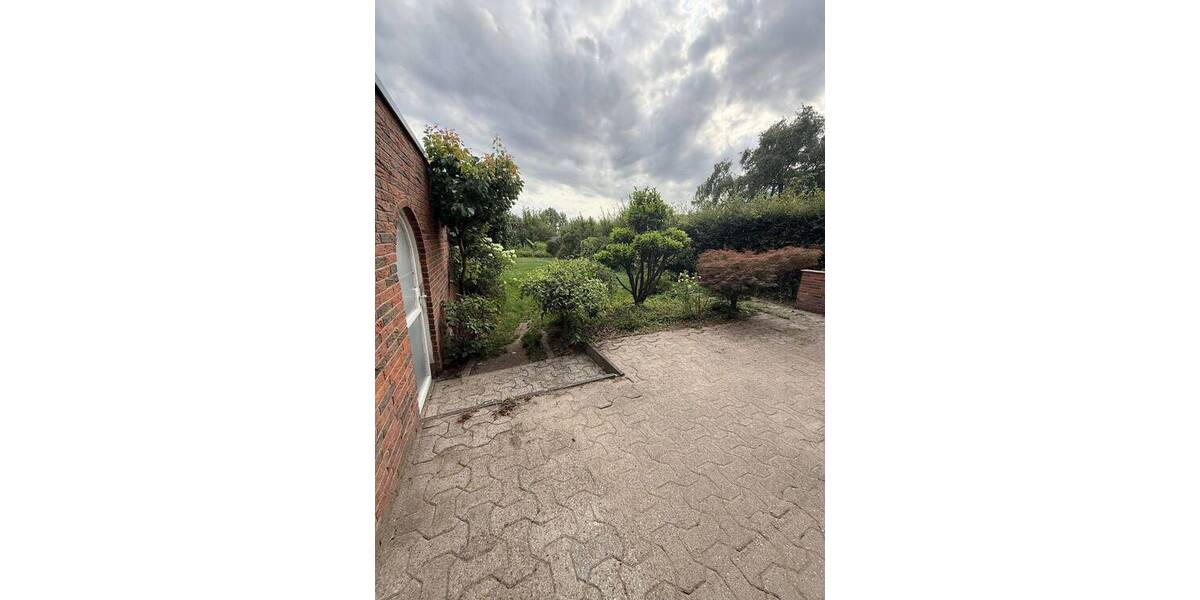 Charmantes Dreifamilienhaus in bester Lage von Baumberg. 9 zimmer