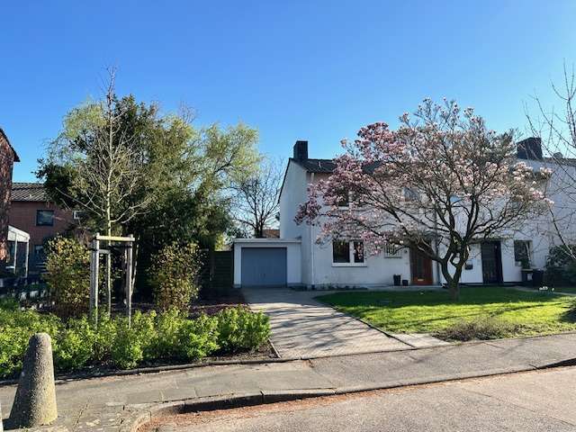 Einfamilienhaus Köln Heimersdorf - 4 Zimmer, 110 m&sup2;, 469.000&euro; | Angebot:26345431