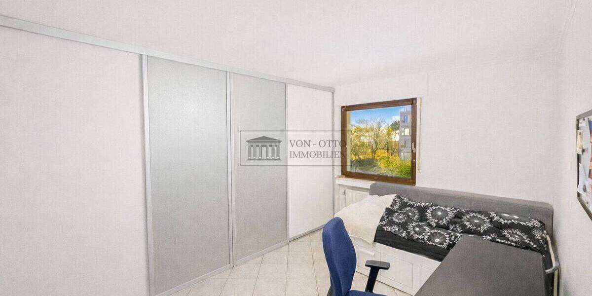 Etagenwohnung Köln Weiden - 3 Zimmer, 98 m&sup2;, 389.000&euro; | Angebot:26629125
