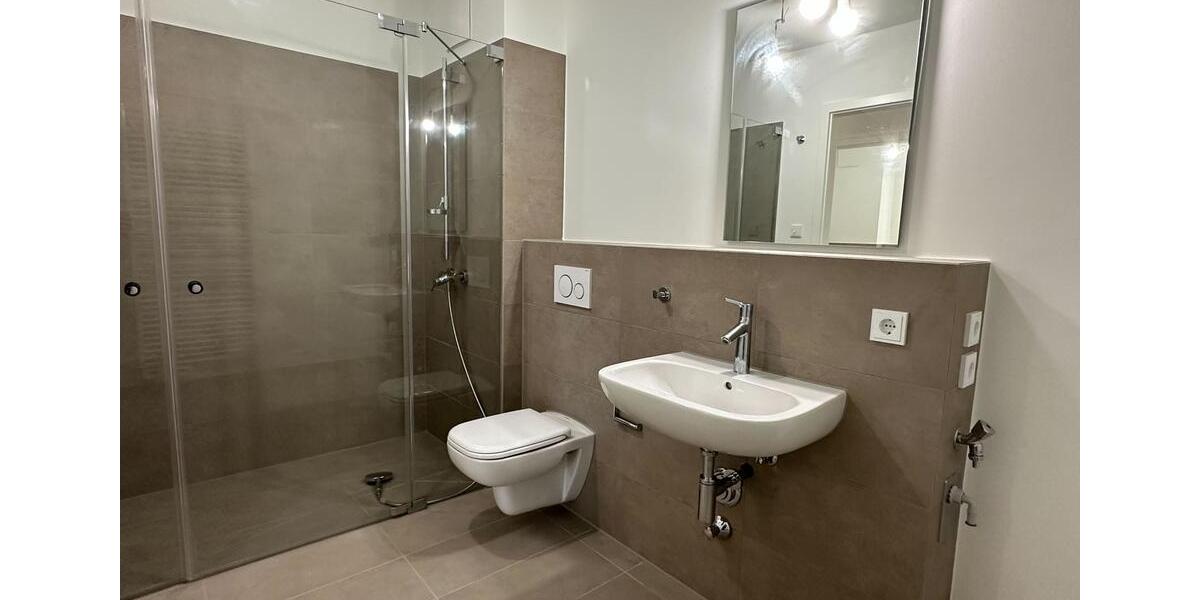 Dachgeschoßwohnung Bonn Dransdorf - 4 Zimmer, 106 m&sup2;, 1.520&euro; | Angebot:24353612