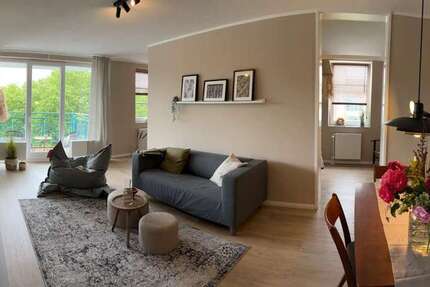 Zimmer Köln Weiden - 1 Zimmer, 1.390&euro; | Angebot:27560415