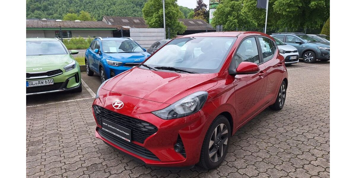 Hyundai i10 10.747 km 16.490 &euro; Overath 51491