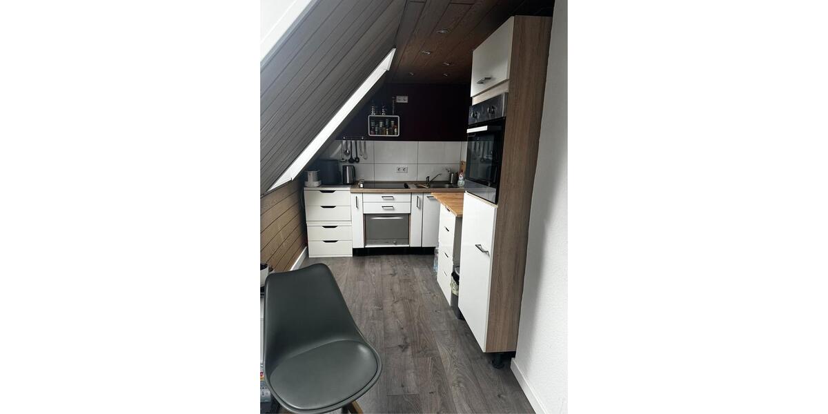 Dachgeschoßwohnung Köln Mülheim - 1 Zimmer, 34 m&sup2;, 580&euro; | Angebot:26381673