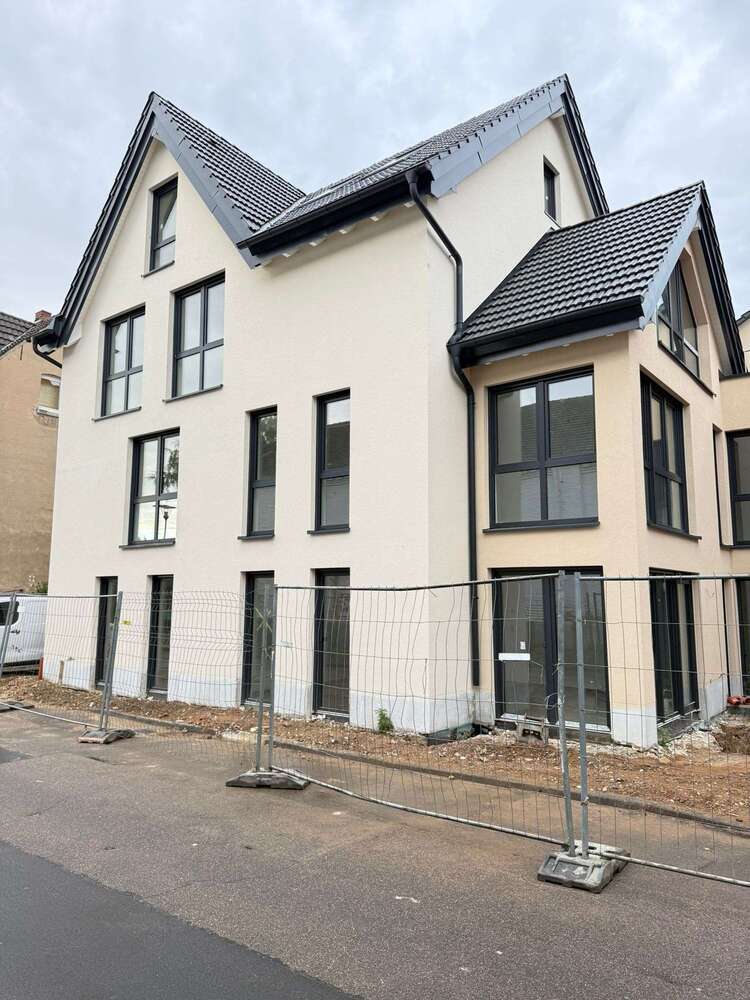 Wohnung zum Mieten in Köln 726 € 33 m²