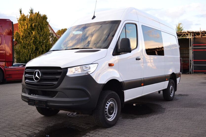 Mercedes-Benz Sprinter 136.180 km 53.549 € Köln 50769