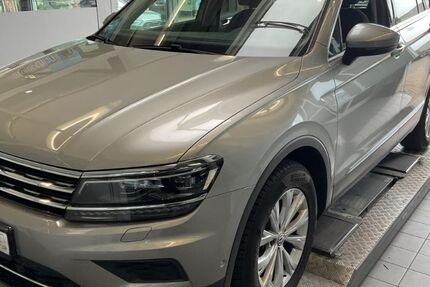 VW Tiguan 80.745 km 23.950 &euro; Langenfeld 40764