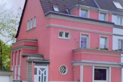 Praxisgebäude mit BetriebsWohnung in Top-Lage von Köln-Klettenberg zu vermieten
