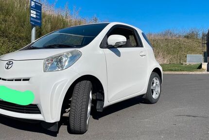 Toyota IQ 100.000 km 3.900 € Köln 51065