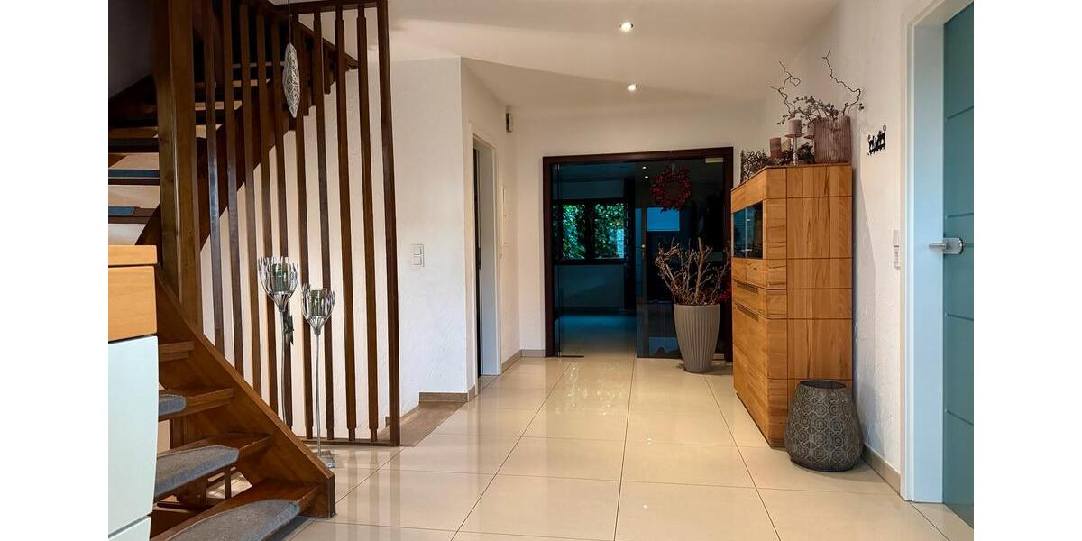 Doppelhaushälfte Wermelskirchen - 7 Zimmer, 177 m&sup2;, 619.000&euro; | Angebot:27033514