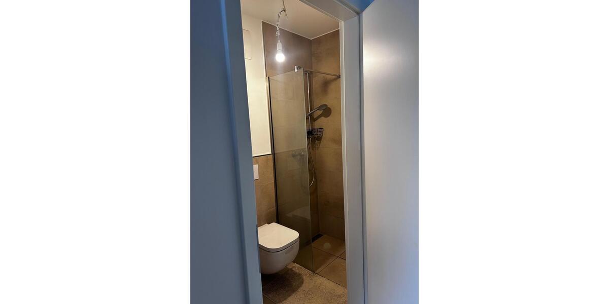 Etagenwohnung Bergisch Gladbach - 3 Zimmer, 90 m&sup2;, 1.645&euro; | Angebot:25519534