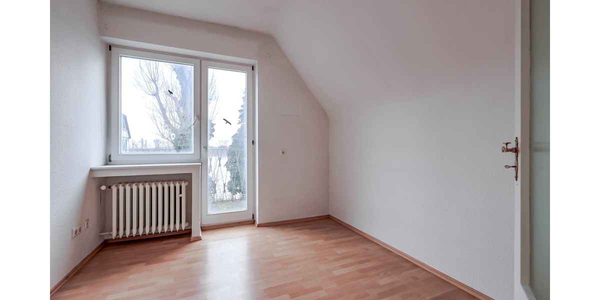 Rheinblick, Gartenidylle und Entwicklungspotential - Einfamilienhaus Köln Porz | Angebot:25783620