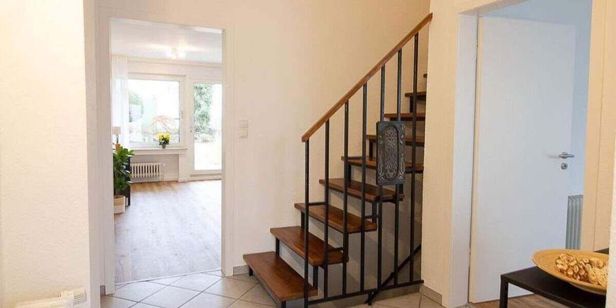 Reihenmittelhaus Erftstadt Liblar - 3 Zimmer, 111 m&sup2;, 389.000&euro; | Angebot:25362341