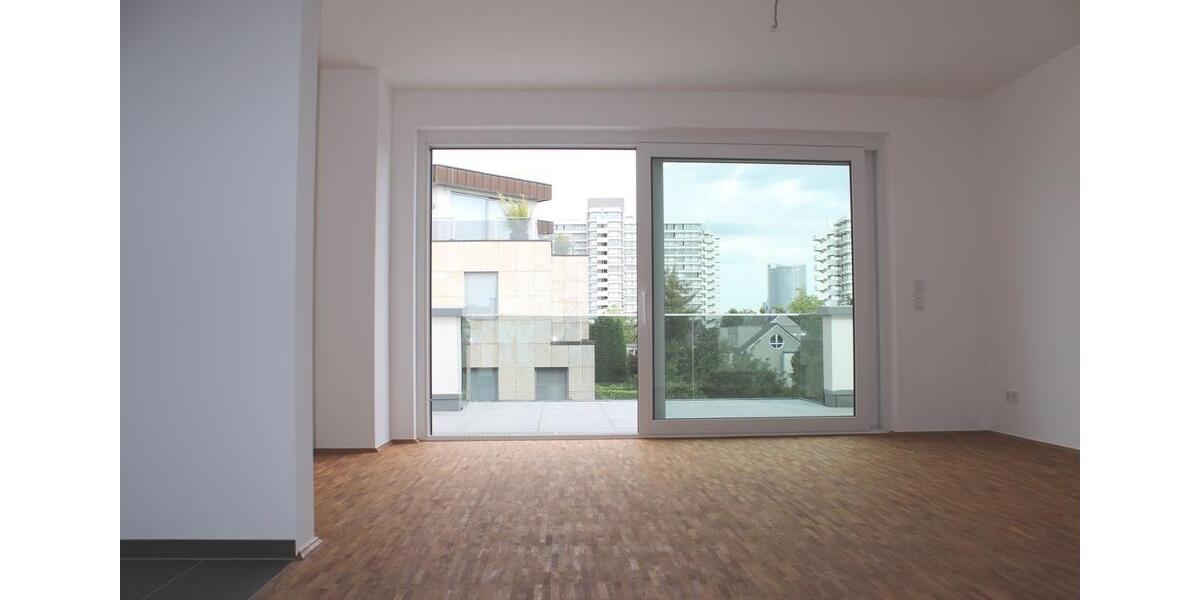 Exklusive Penthouse Wohnung mit großzügiger Dachterrasse und Weitblick! 2 zimmer