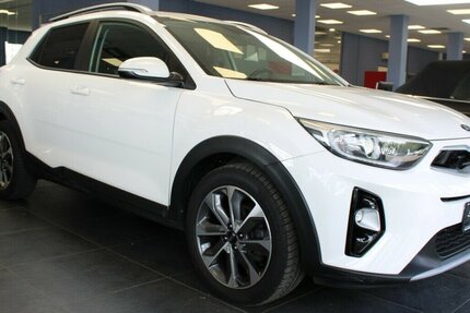 Kia Stonic 1.0 T-GDI 100 OPF Vision 59.374 km 13.980 € Euskirchen 53881