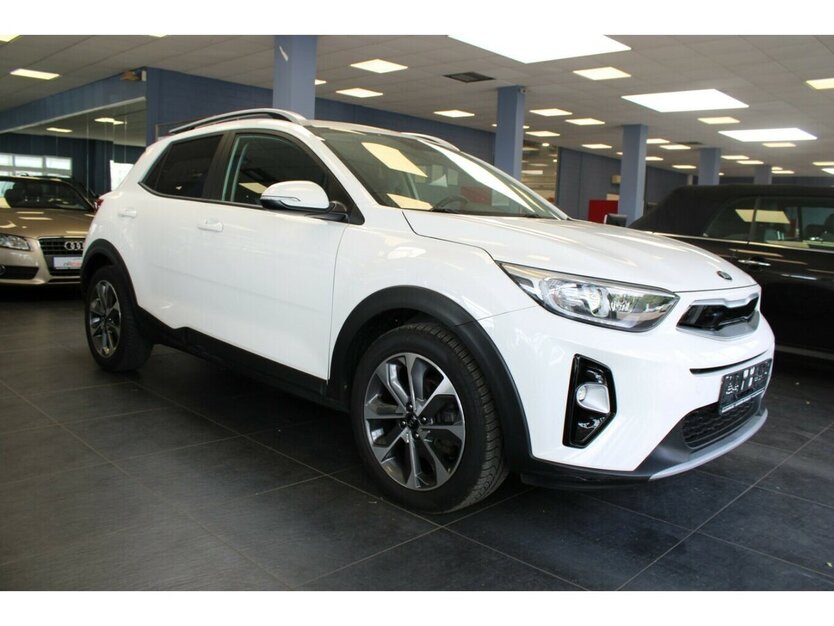 Kia Stonic 1.0 T-GDI 100 OPF Vision 59.374 km 13.980 € Euskirchen 53881